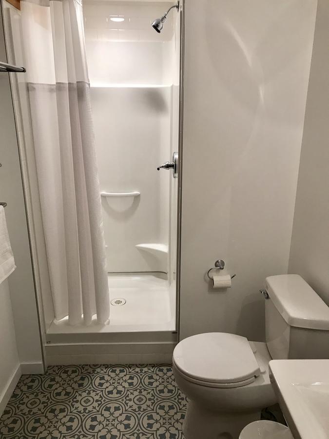 Our Cabin Bed & Breakfast Yellowknife Exterior photo